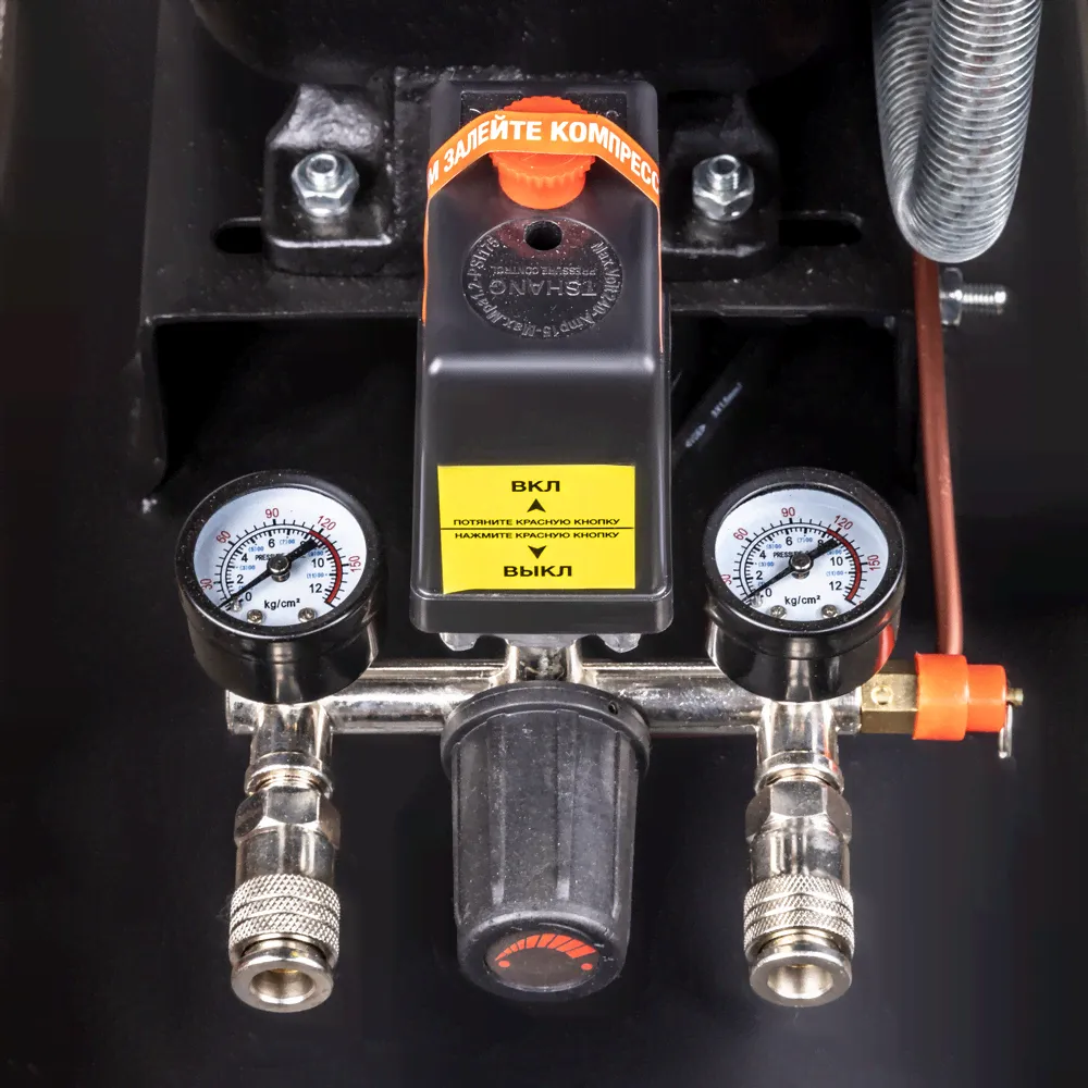 Компрессор масляный ременной Foxweld AEROMAX 390/100 (2.2 кВт)-0